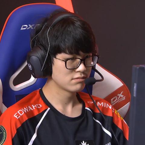 德玛西亚杯实时战况速递